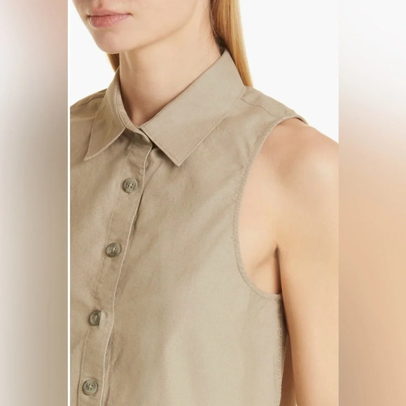 The Range Arid Button Front Cotton Crop Top - Picture 2 of 8